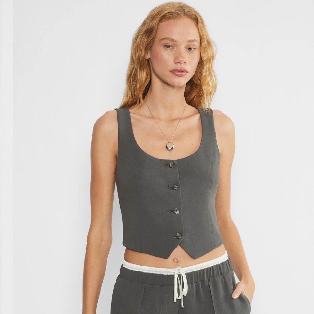 Like New Aritzia Wilfred Rocco Vest Size 8 in Coal Grey